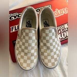 Vans beige checkered sneakers❤️
